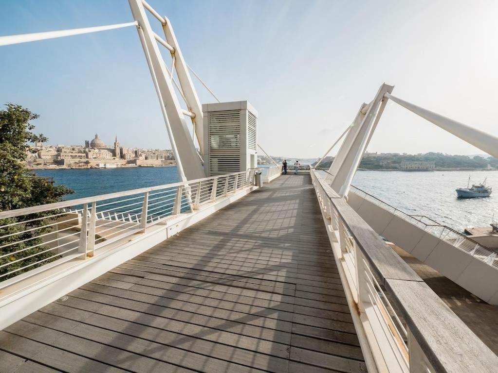 Luxurious With Ocean Views And Pool In Tigne Point *