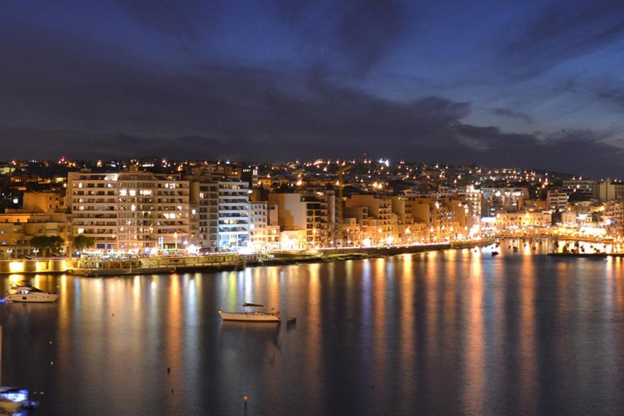 Luxurious With Ocean Views And Pool In Tigne Point