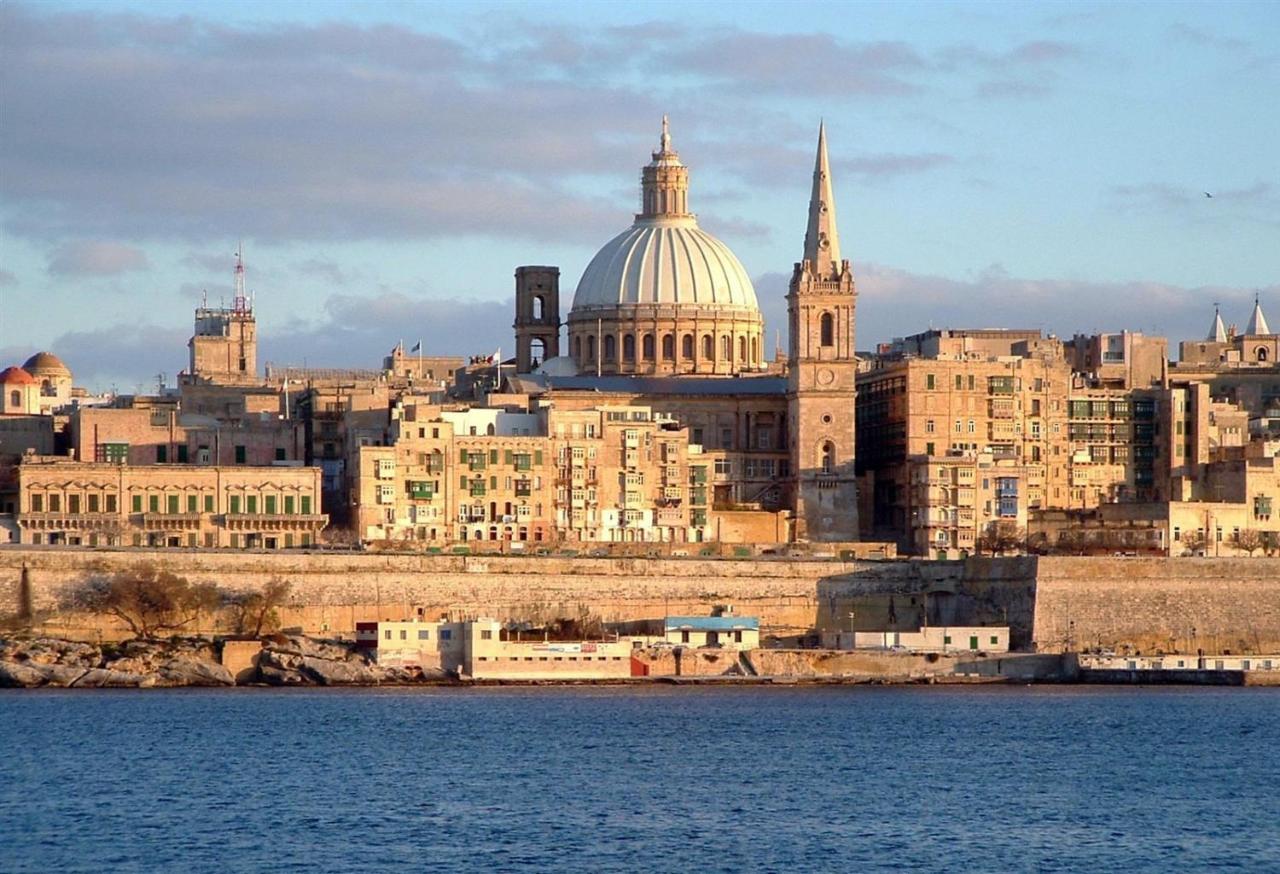 Luxurious With Ocean Views And Pool In Tigne Point Apartment *