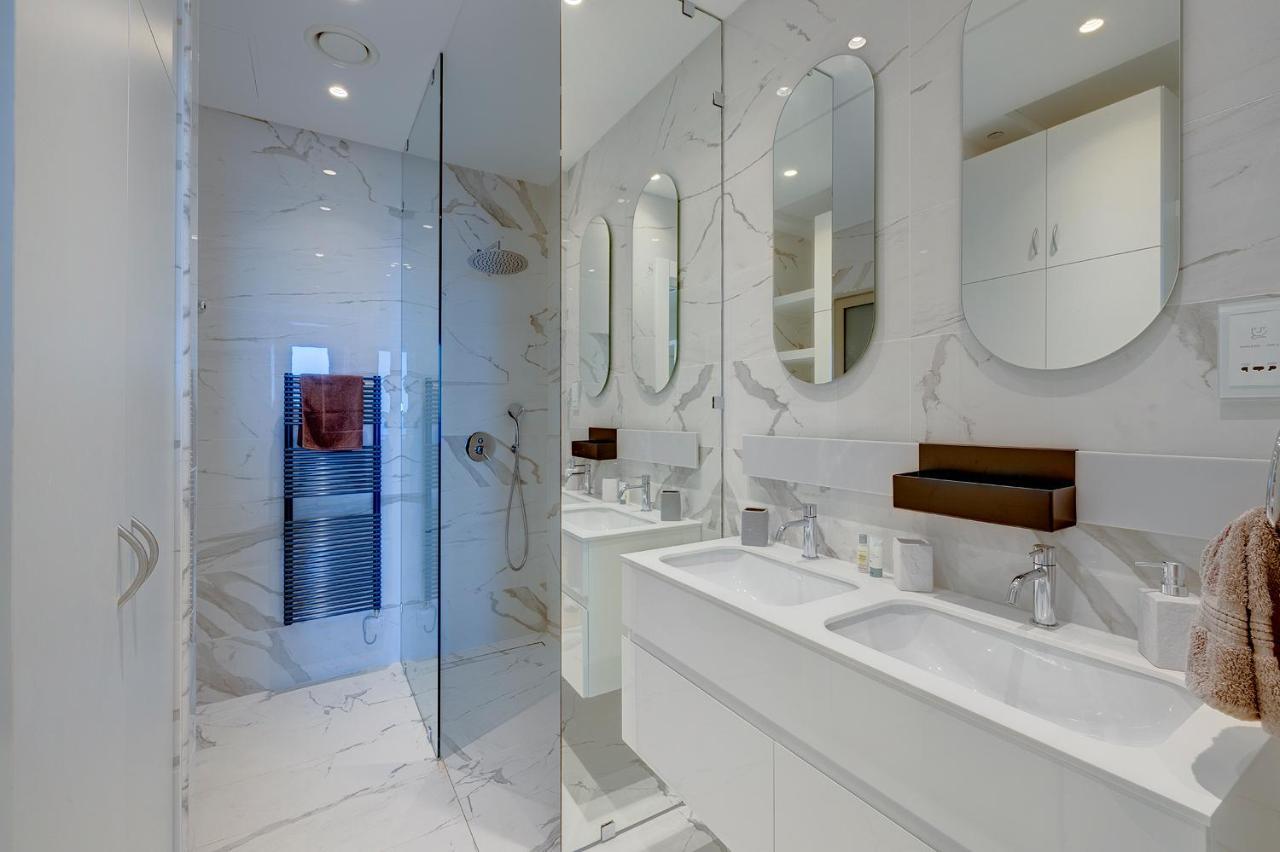 Apartment Luxurious With Ocean Views And Pool In Tigne Point *